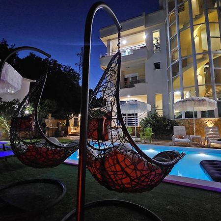 Kopernikus Apartments ウルツィニ エクステリア 写真