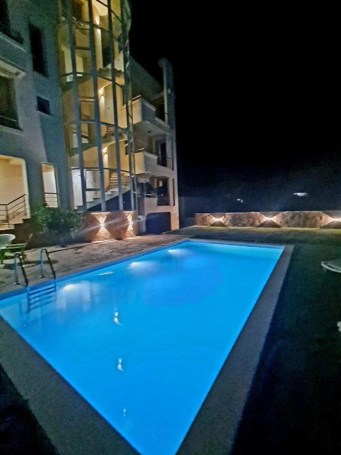 Kopernikus Apartments ウルツィニ エクステリア 写真