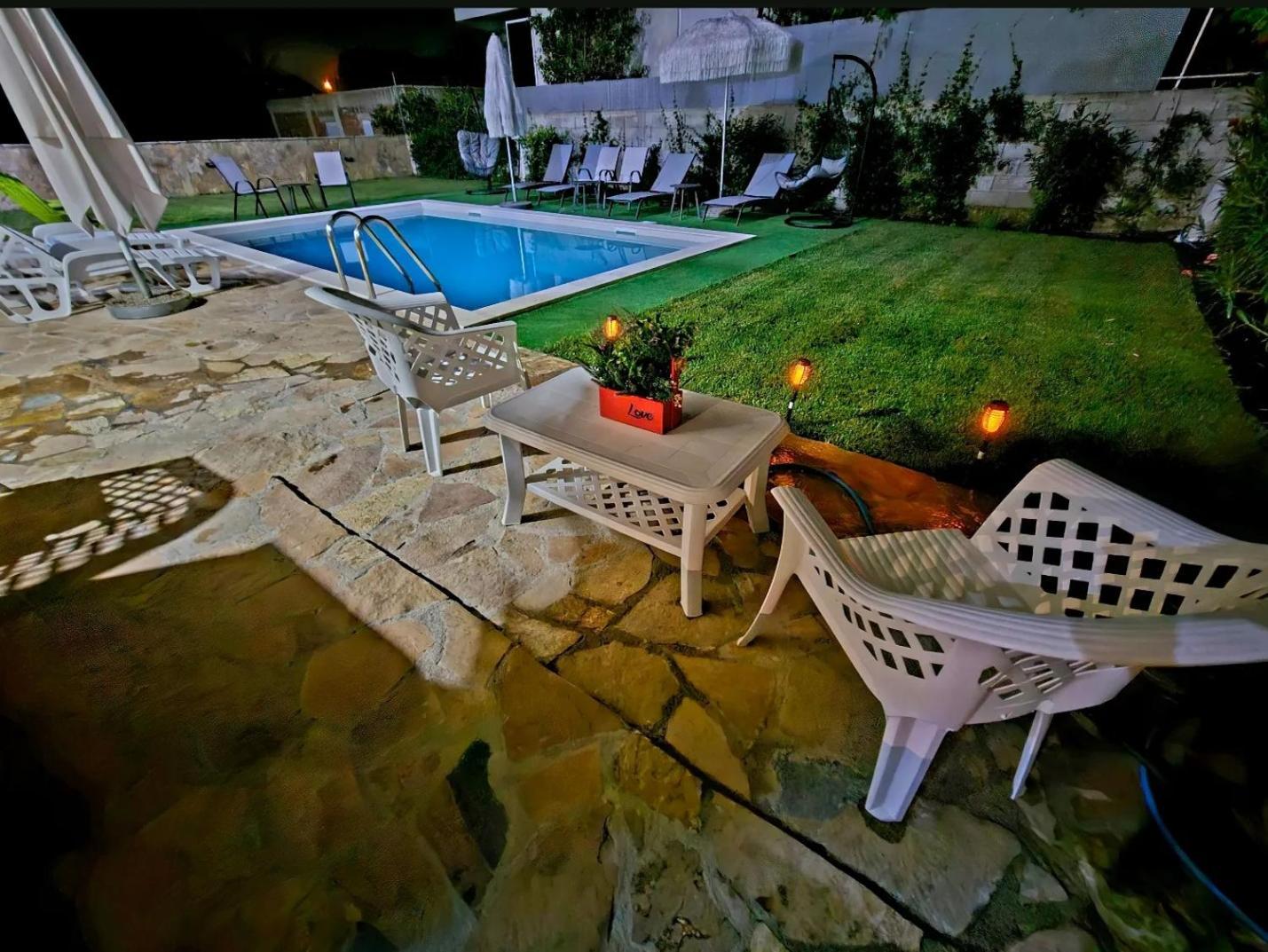 Kopernikus Apartments ウルツィニ エクステリア 写真