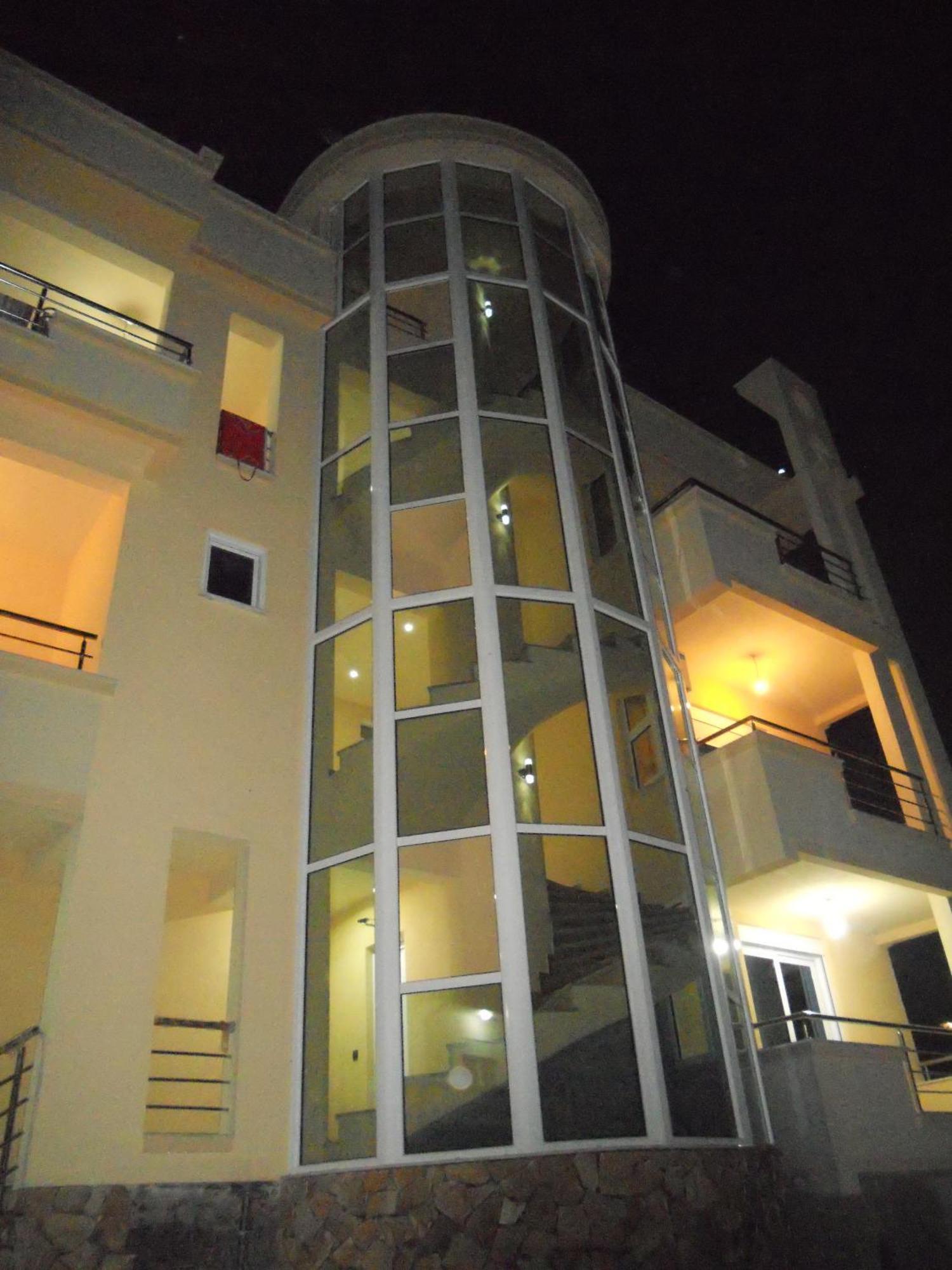Kopernikus Apartments ウルツィニ エクステリア 写真